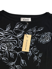 top rosas blancas