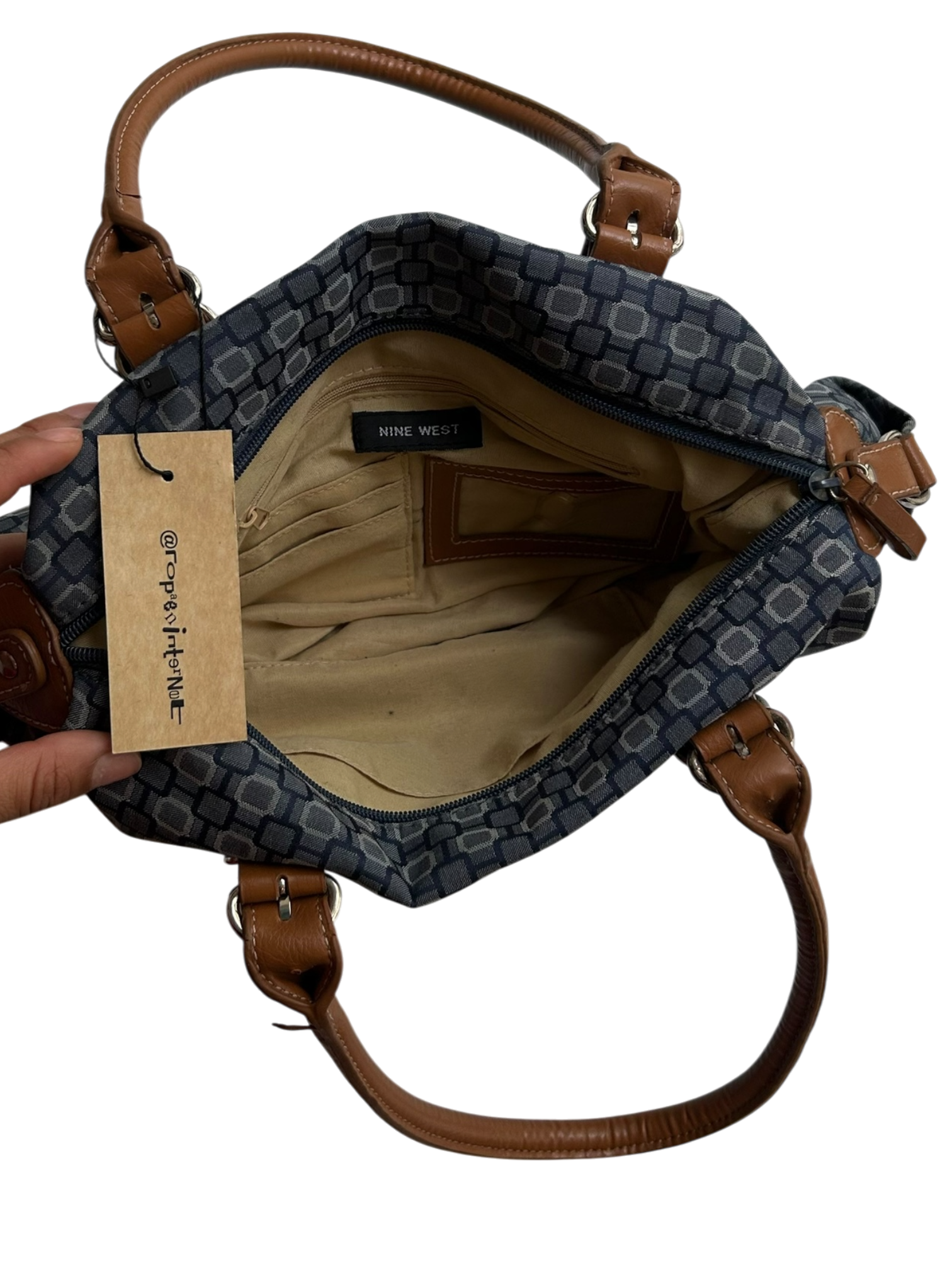 bolso azul con café