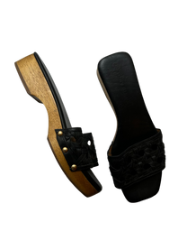 sandalias negras