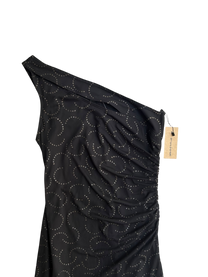 vestido asimétrico brillos