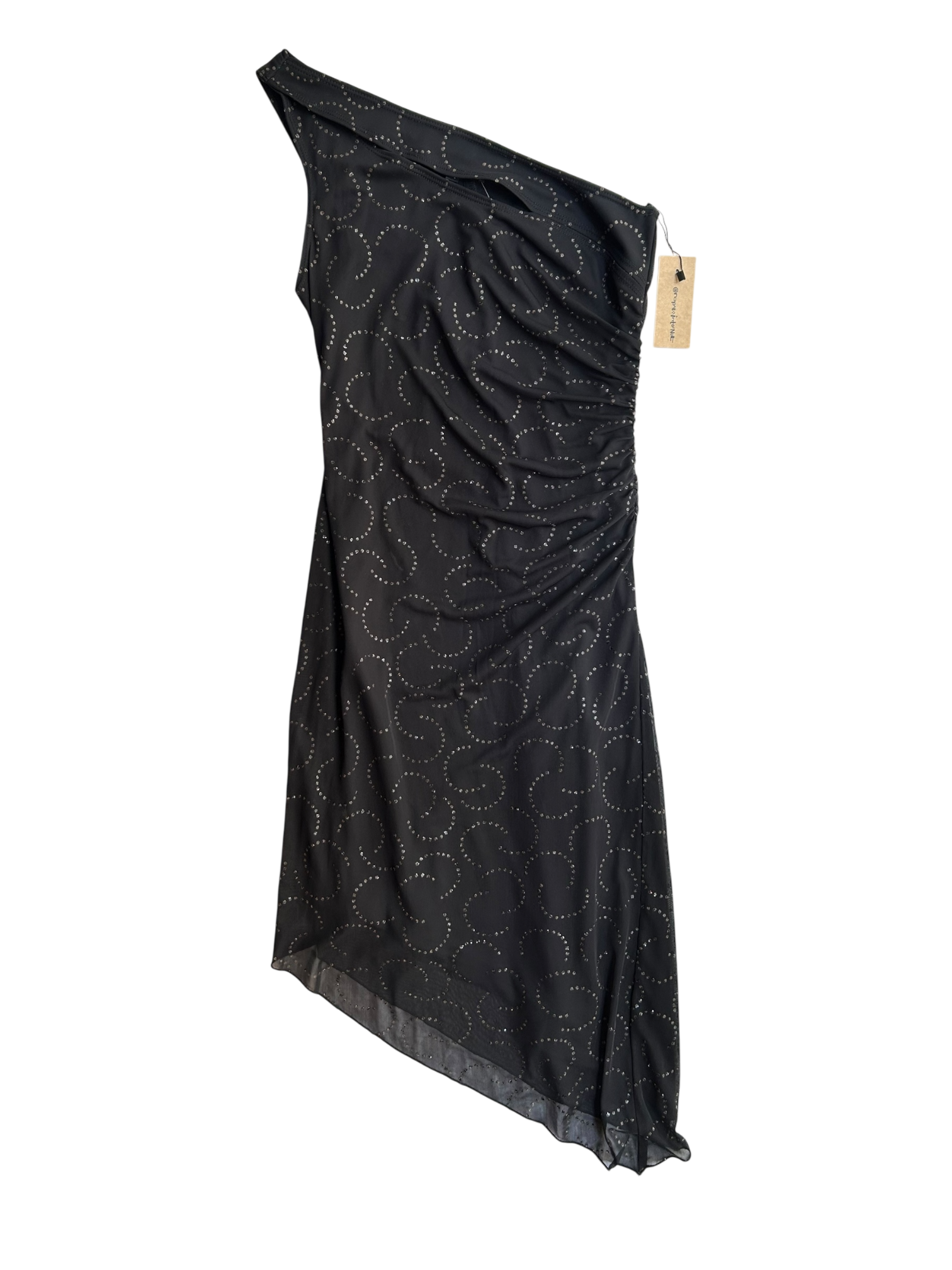 vestido asimétrico brillos